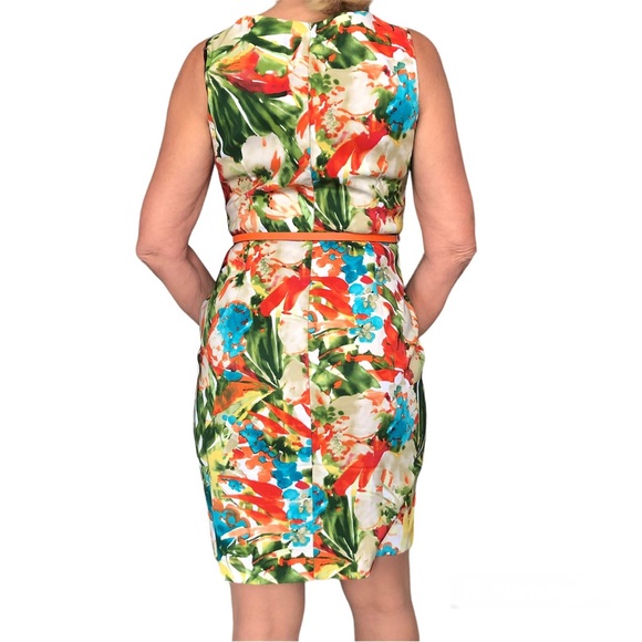 Jones & Co. Sleeveless Dress in multi colored splash print with belt size 6 - Picture 2 of 4
